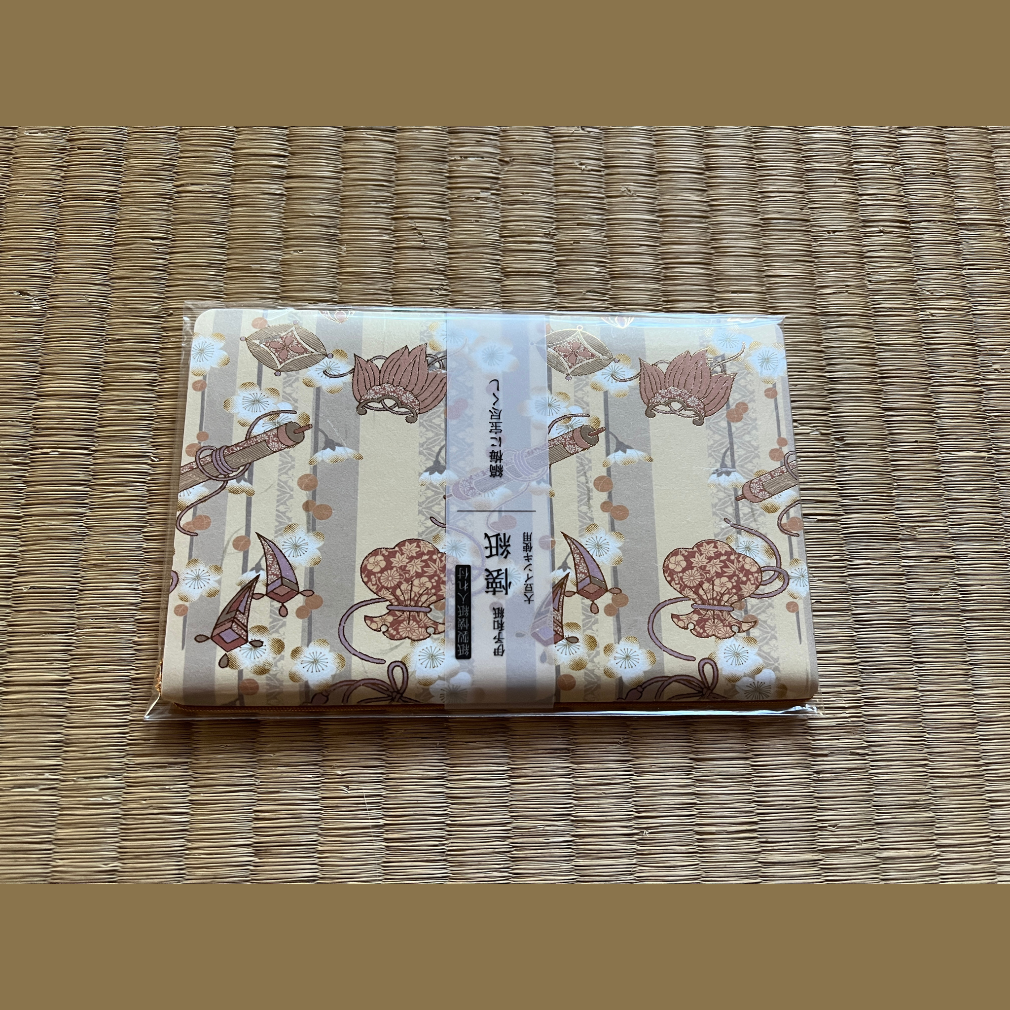 Kaishi Treasure The Striped Plums with paper case